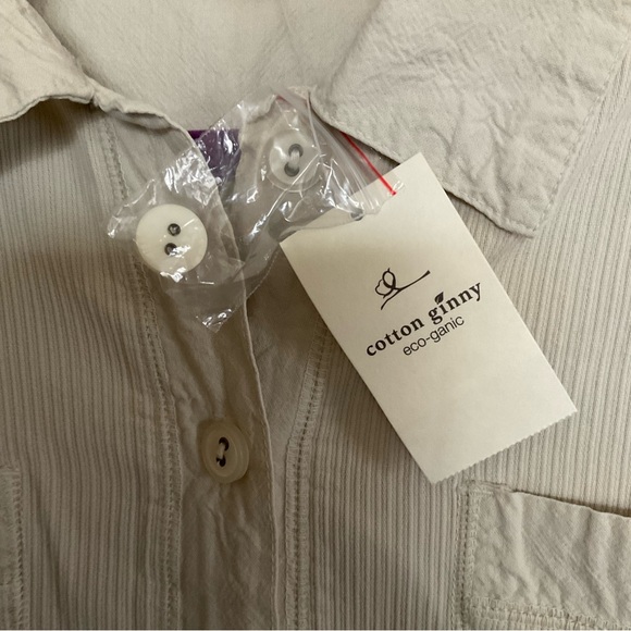 Cotton Ginny Mixed Cotton Short Sleeve Button Down Top - Picture 2 of 5